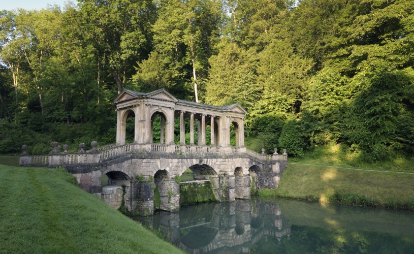 Palladian bridge in Prior Park Landscape Garden